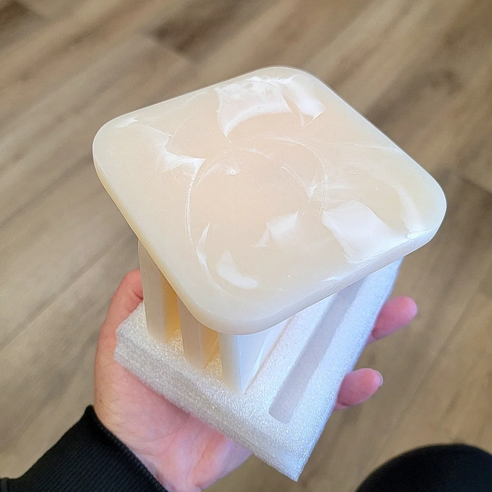 RiRiKu Resin Coaster Gift Set Brand New‎ Neutral White Beige Swirl 4 Piece